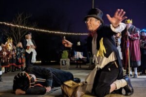 PXL_20251210_194210178~2