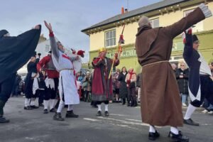 image-1231695628832440