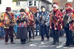 image-888425907494453